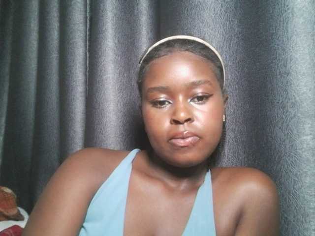 SpiceyNelly1 live cam on BongaCams