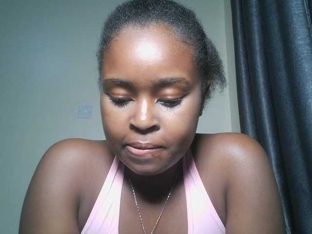 SpiceyNelly1 live cam on BongaCams