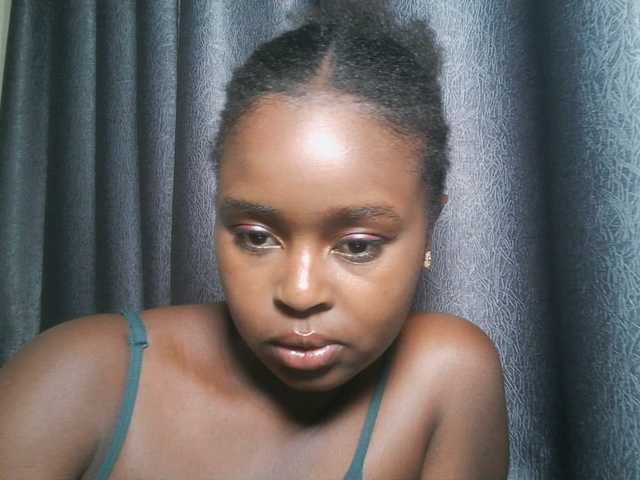 SpiceyNelly1 live cam on BongaCams
