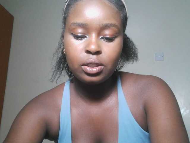 SpiceyNelly1 live cam on BongaCams