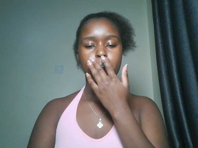 SpiceyNelly1 live cam on BongaCams