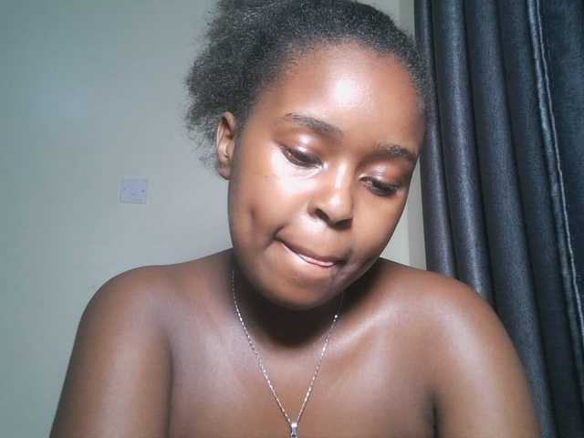 SpiceyNelly1 live cam on BongaCams