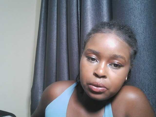 SpiceyNelly1 live cam on BongaCams