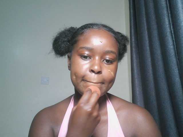 SpiceyNelly1 live cam on BongaCams
