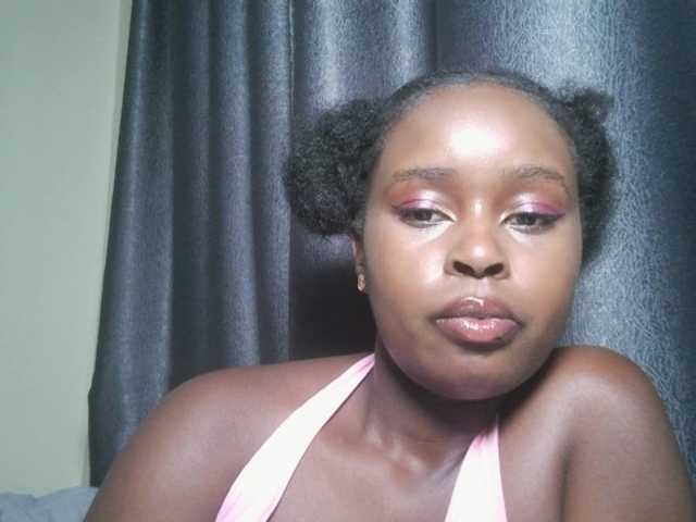 SpiceyNelly1 live cam on BongaCams