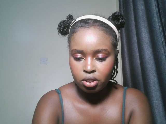 SpiceyNelly1 live cam on BongaCams