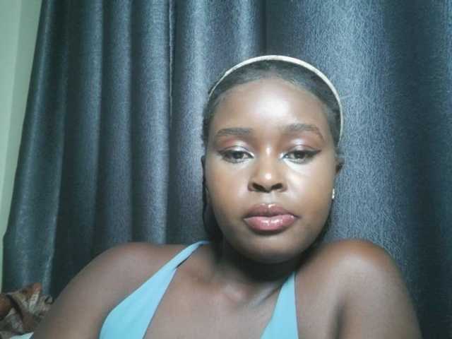 SpiceyNelly1 live cam on BongaCams