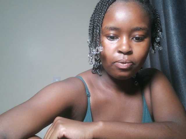SpiceyNelly1 live cam on BongaCams