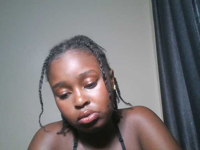 SpiceyNelly1 live cam on BongaCams