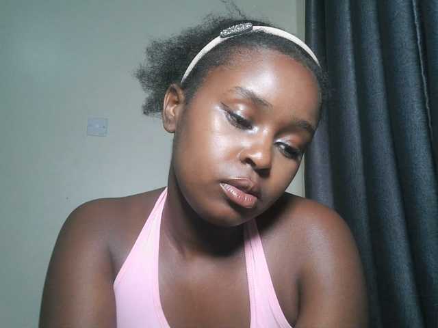 SpiceyNelly1 live cam on BongaCams