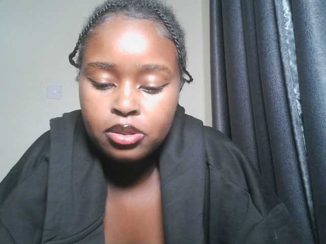 SpiceyNelly1 live cam on BongaCams