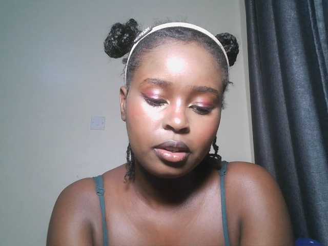 SpiceyNelly1 live cam on BongaCams