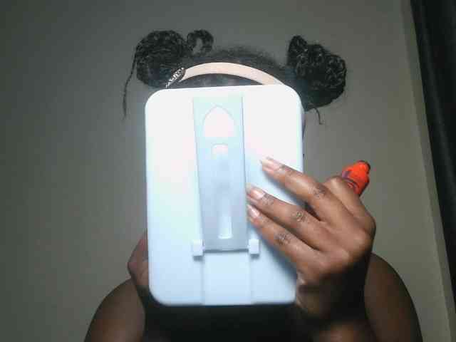 Spiceynelly webcam