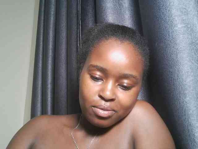 Spiceynelly webcam
