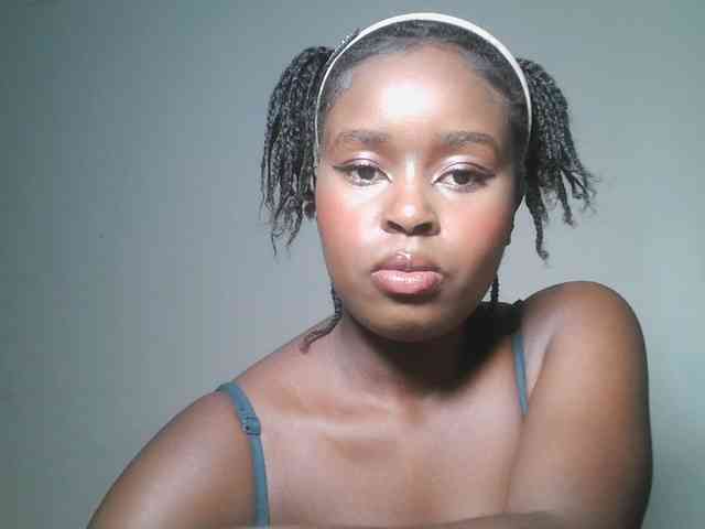 Spiceynelly webcam