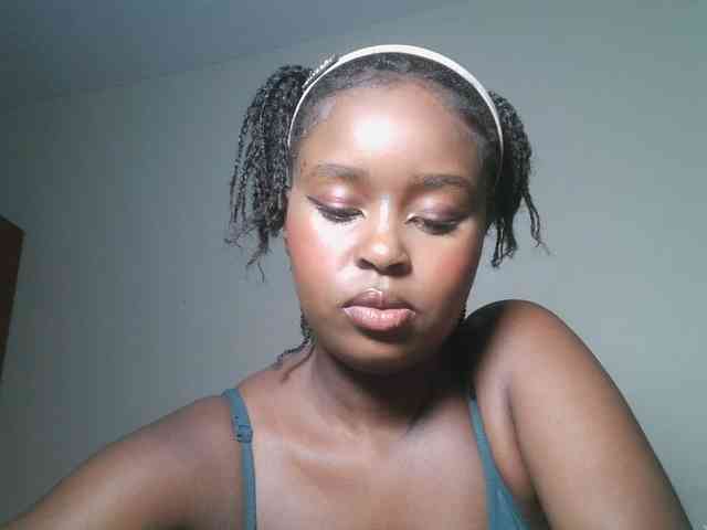 Spiceynelly webcam