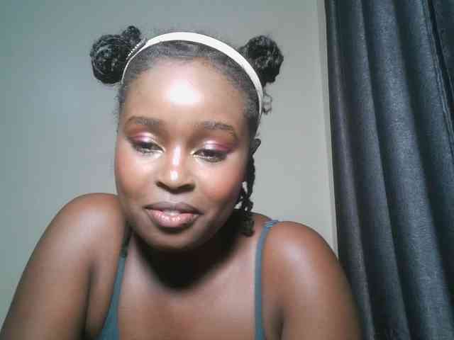 Spiceynelly webcam