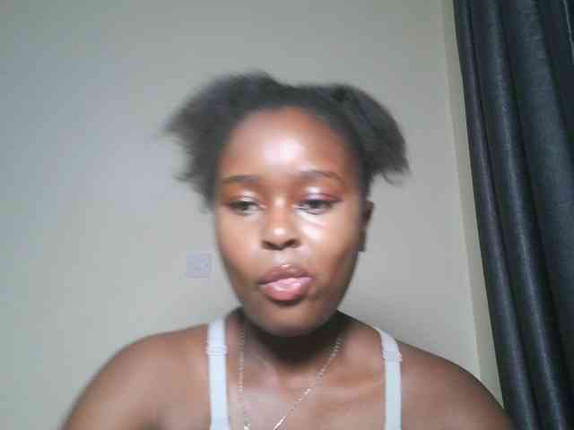 Spiceynelly webcam