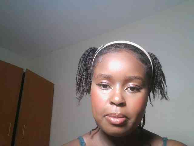 Spiceynelly webcam