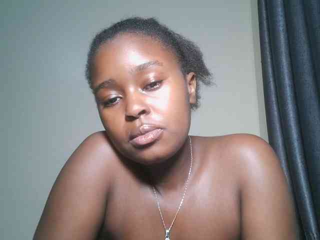 Spiceynelly webcam
