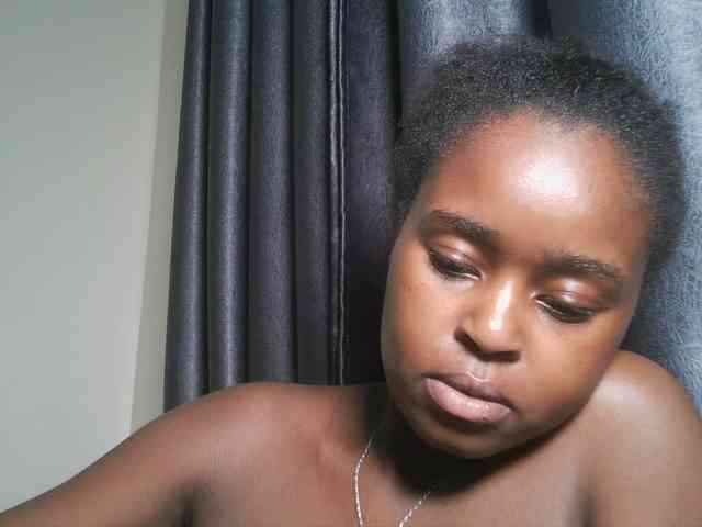 Spiceynelly webcam