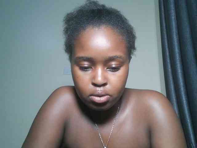Spiceynelly webcam