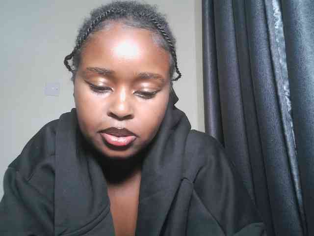 Spiceynelly webcam