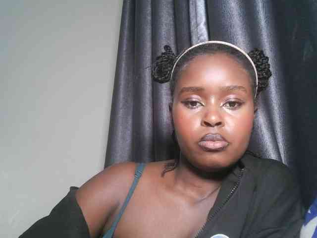 Spiceynelly webcam