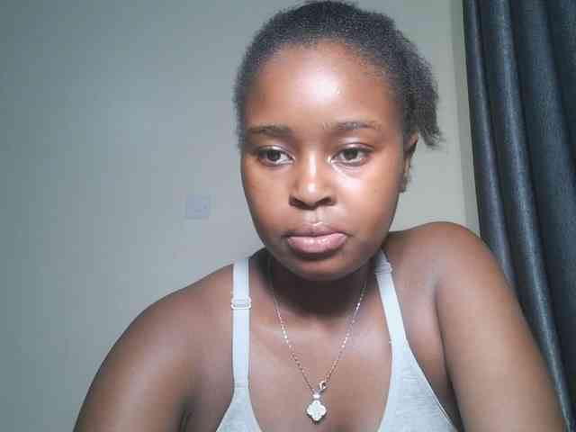 Spiceynelly webcam