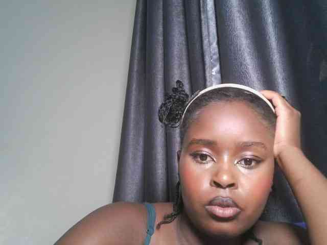 Spiceynelly webcam