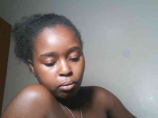 Spiceynelly webcam