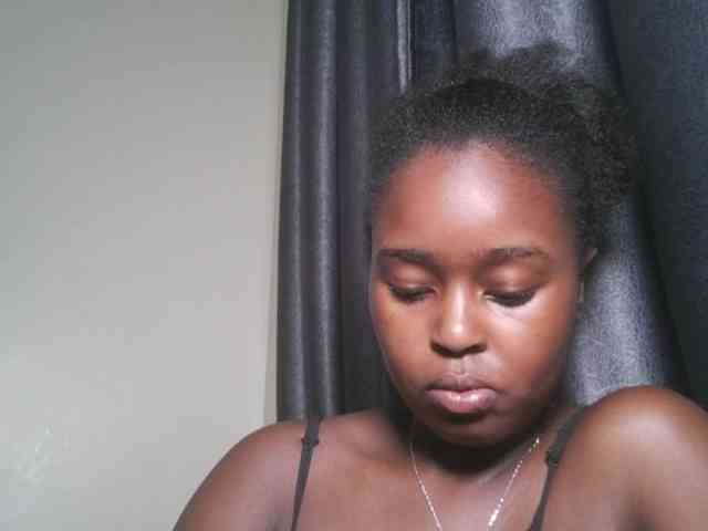 Spiceynelly webcam
