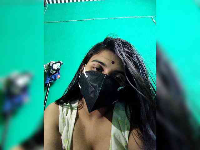 Nisha-Beauty webcam