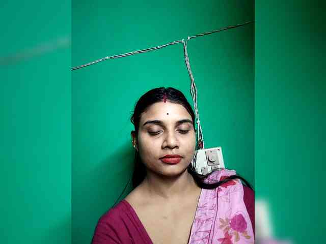 Nisha-Beauty Nisha-Beauty