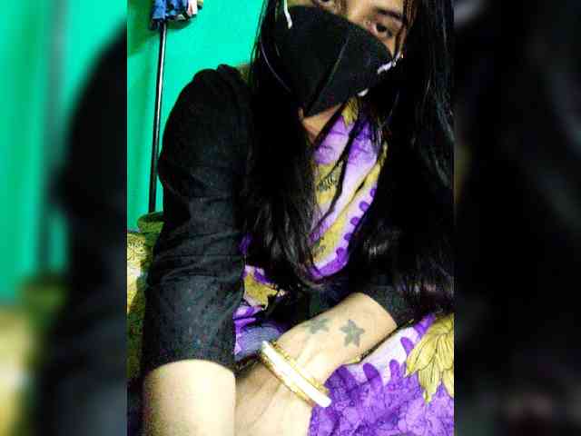Nisha-Beauty webcam