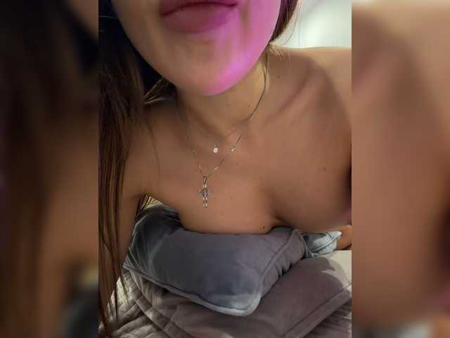 Ofeli live cam