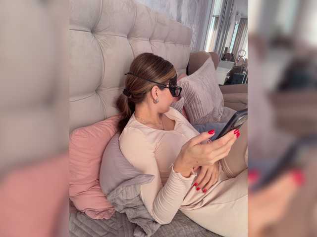 Zorrka live cam on BongaCams