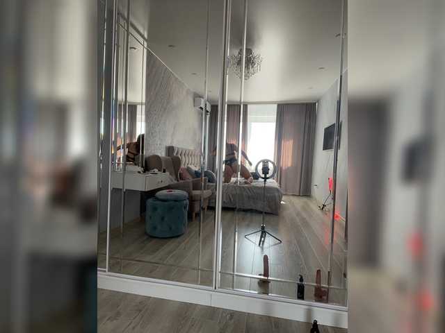 OFELI live webcam show