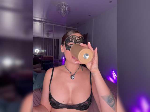 Zorrka live cam on BongaCams