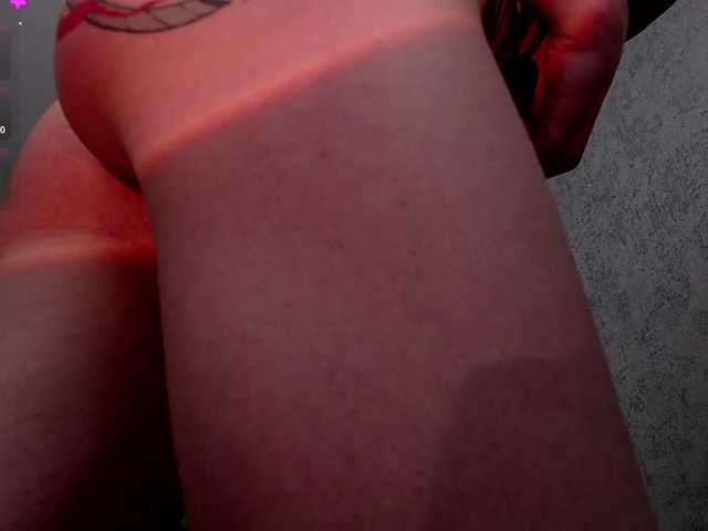 PrettyVibe live cam on BongaCams