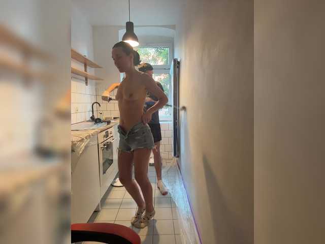LittleMrHeroo22