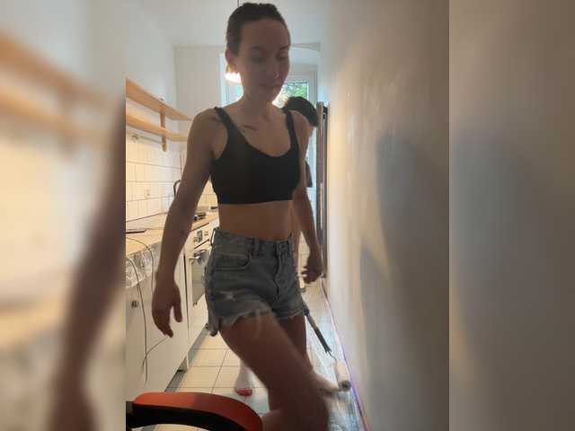 LittleMrHeroo22