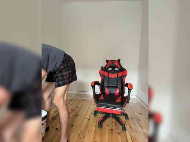 LittleMrHeroo22