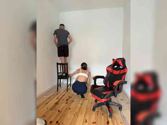 LittleMrHeroo22 webcam