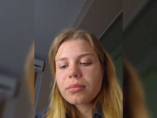 Alexandracore live cam