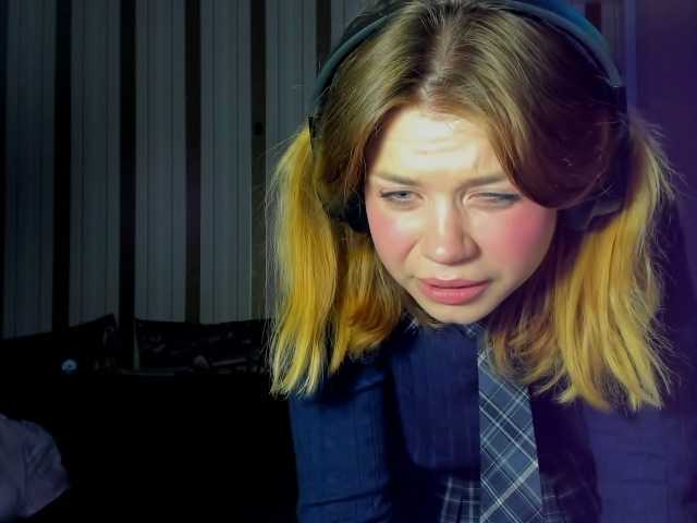 Alexandracore live cam preview