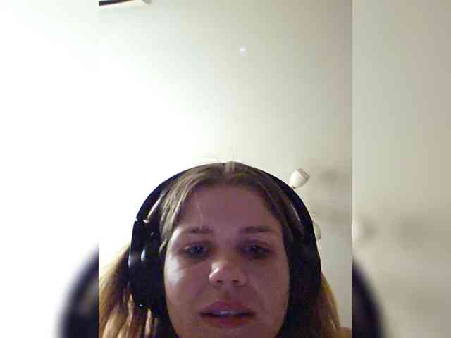 Alexandracore webcam