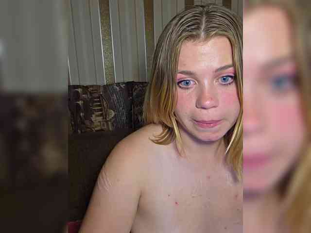 Alexandracore webcam
