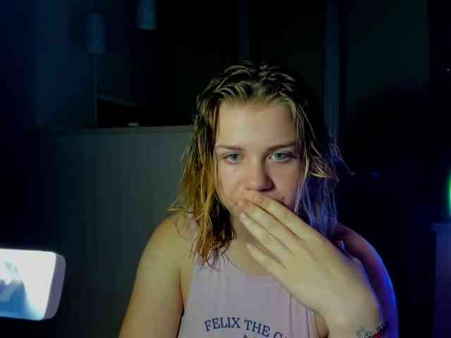 Alexandracore webcam