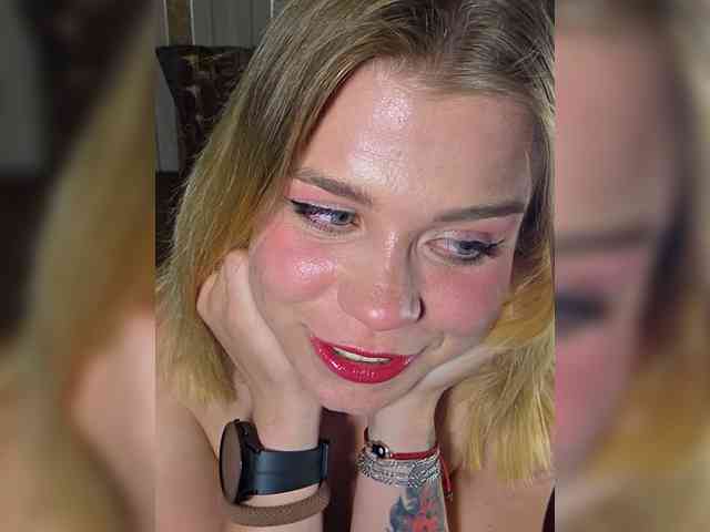 Alexandracore webcam